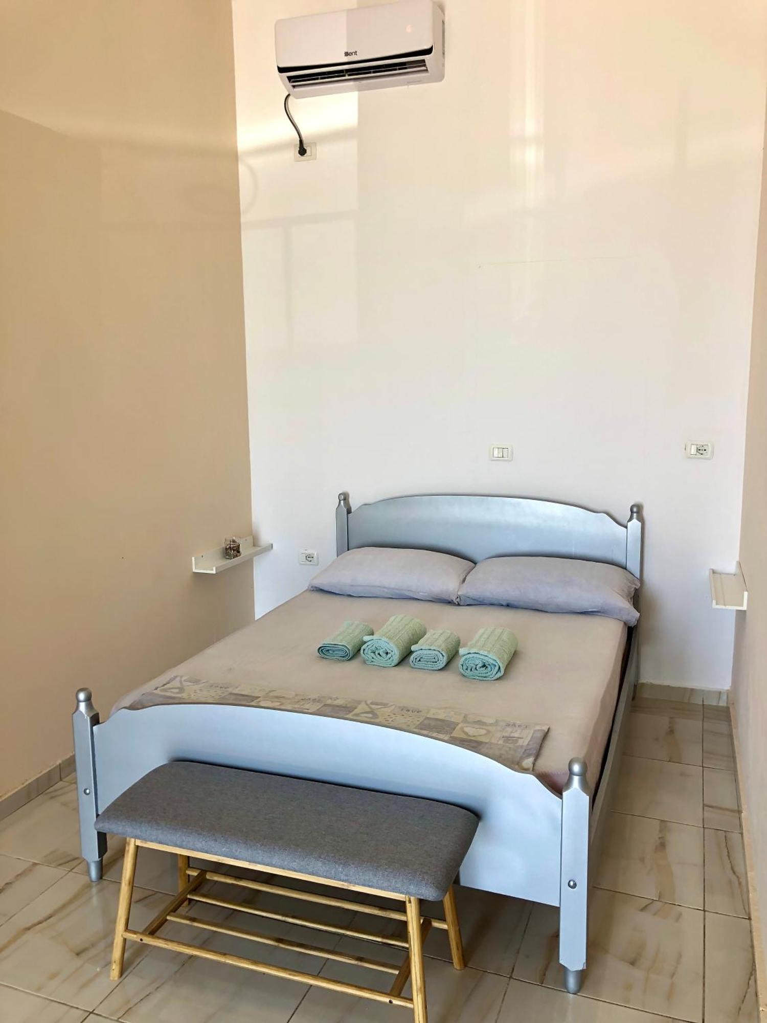 בורש Villa Denny מראה חיצוני תמונה